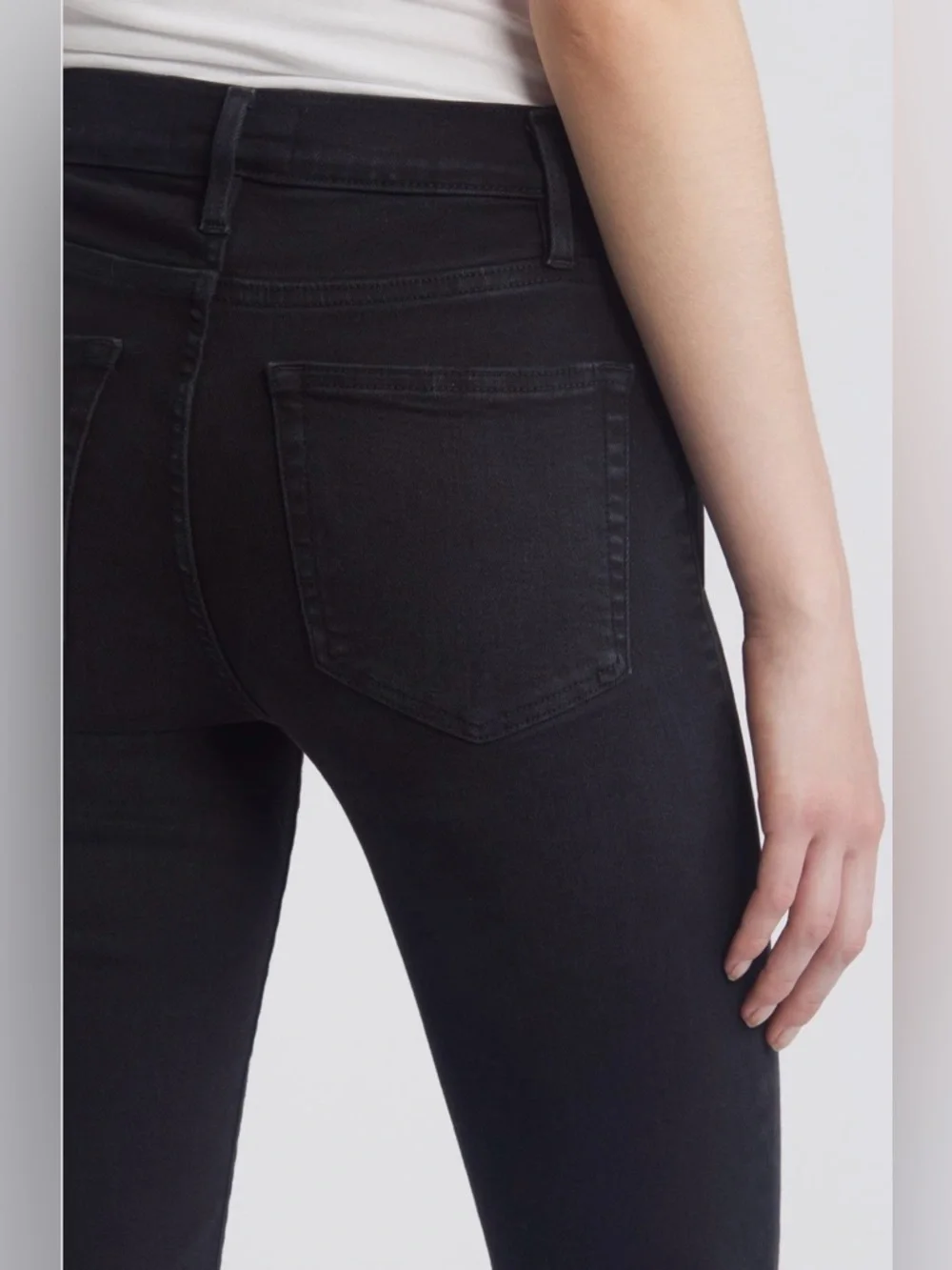 FRAME LE HIGH STRAIGHT BLACKFINN DESIGNER RAW EDGE HEM DENIM JEANS SZ 28 - Picture 4 of 16